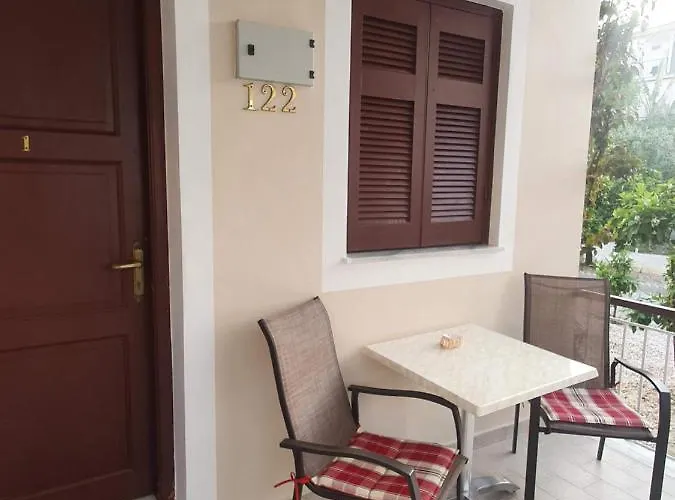 Daglas Seaside Lägenhet Nidhrion