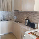 Daglas Seaside Apartman Nidrí
