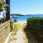 Apartman Daglas Seaside Nidrí