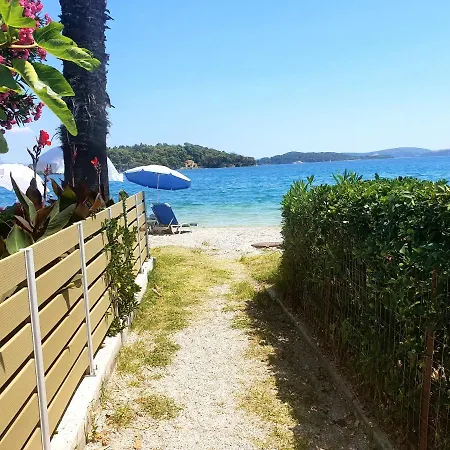Διαμέρισμα Daglas Seaside Νυδρί